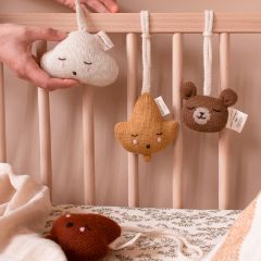 Baby gym toy teddy Main Sauvage