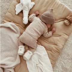 Madeleine quilted playmat beige Jeanne Le Studio