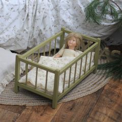 Green doll's bed Mirabelle