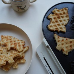 Waffle maker dino Konges Slojd