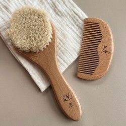 my first brush and comb set Zakuw