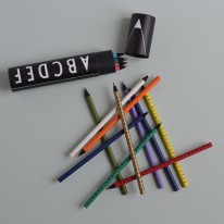 Crayons Design Letters
