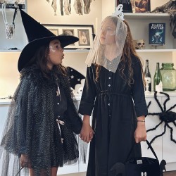 Witches cape Mimi and Lula