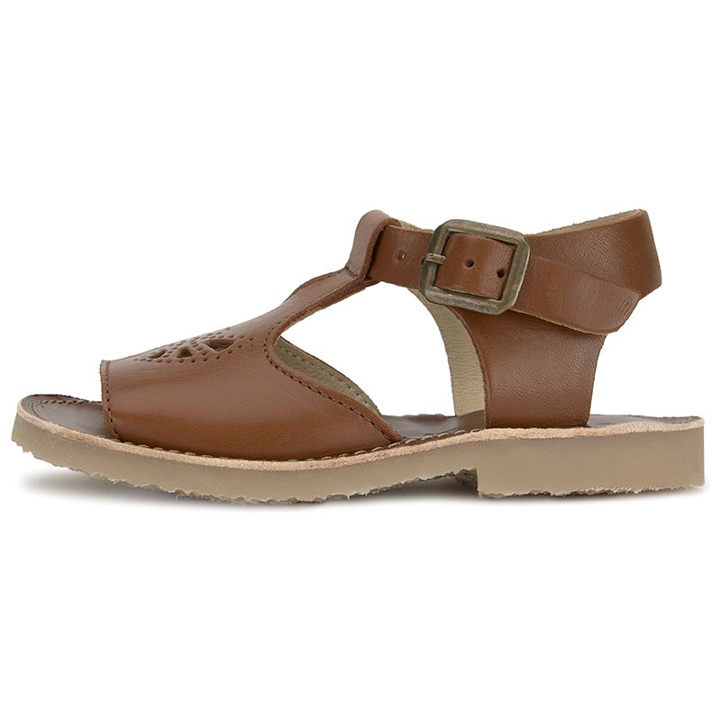 chestnut color sandals